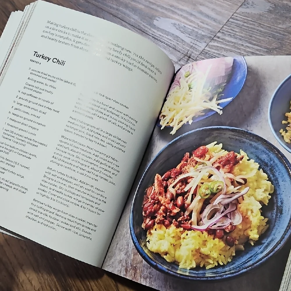 5/$15 Martha Stewart's Slow Cooker Cookbook